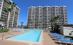 Royale Beach And Tennis Club
